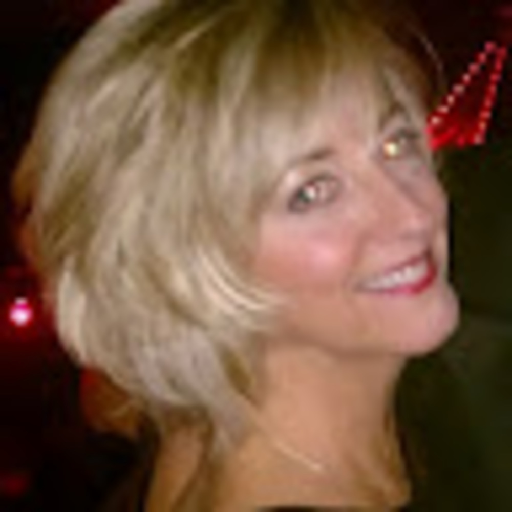 Meet your Posher, Carolyn
